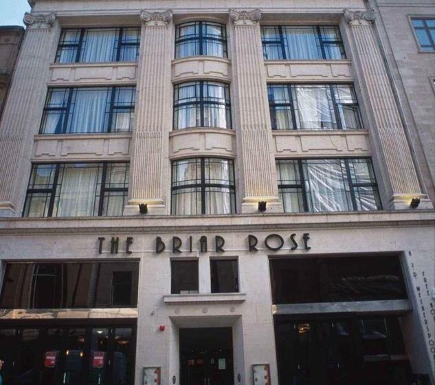 اتاق استاندارد یک نفره, The Briar Rose Wetherspoon