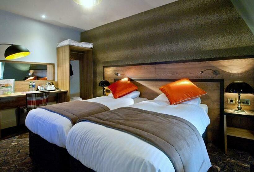 اتاق استاندارد, The Saltoun Inn