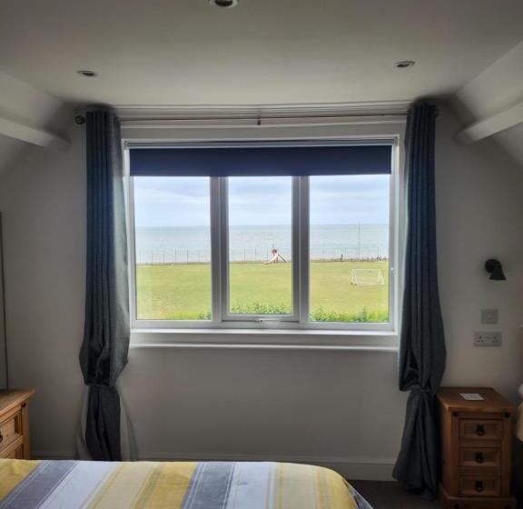 Triple Room Sea View, South Beach B & B