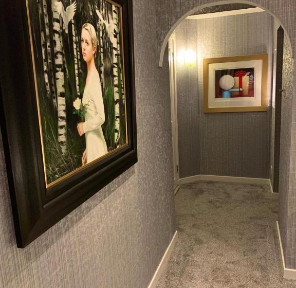 سوییت, Ayrs And Graces   Luxury Bed And Breakfast