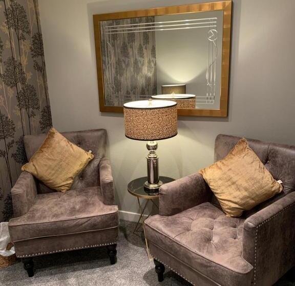 سوییت, Ayrs And Graces   Luxury Bed And Breakfast