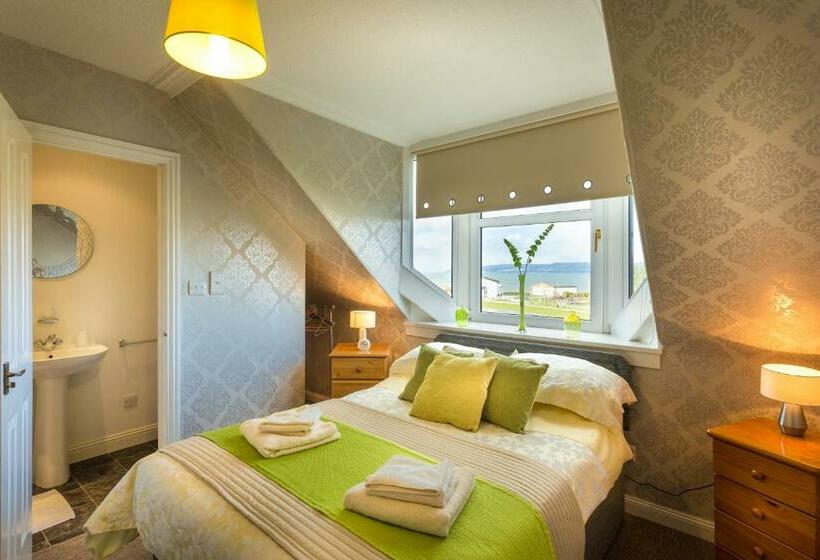 اتاق استاندارد با چشم‌انداز دریا, Neptunes Rest Guest