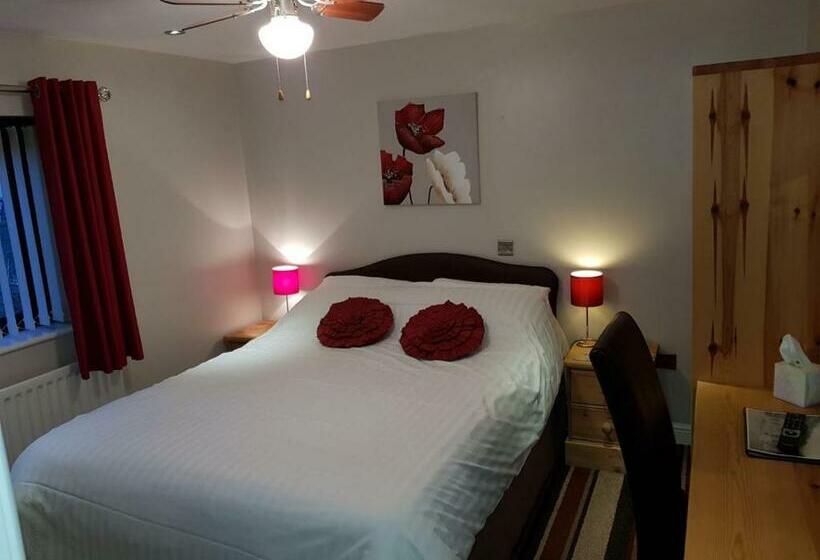 اتاق استاندارد, Castle Green Bed And Breakfast