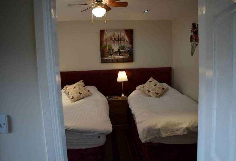 اتاق استاندارد, Castle Green Bed And Breakfast