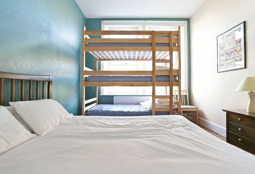 اتاق خانوادگی با سرویس بهداشتی مشترک, Hostel Connect