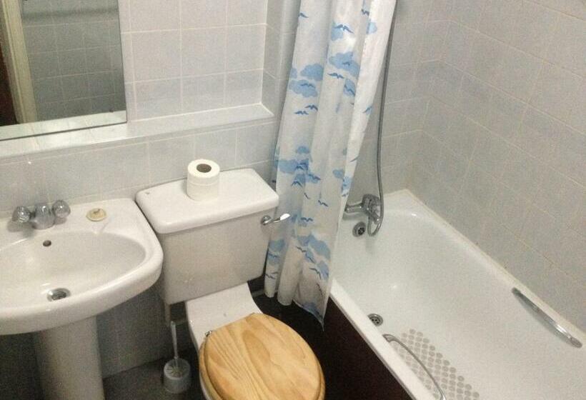 اتاق خانوادگی, Welbeck Hotel   Close To Beach, Train Station & Southend Airport