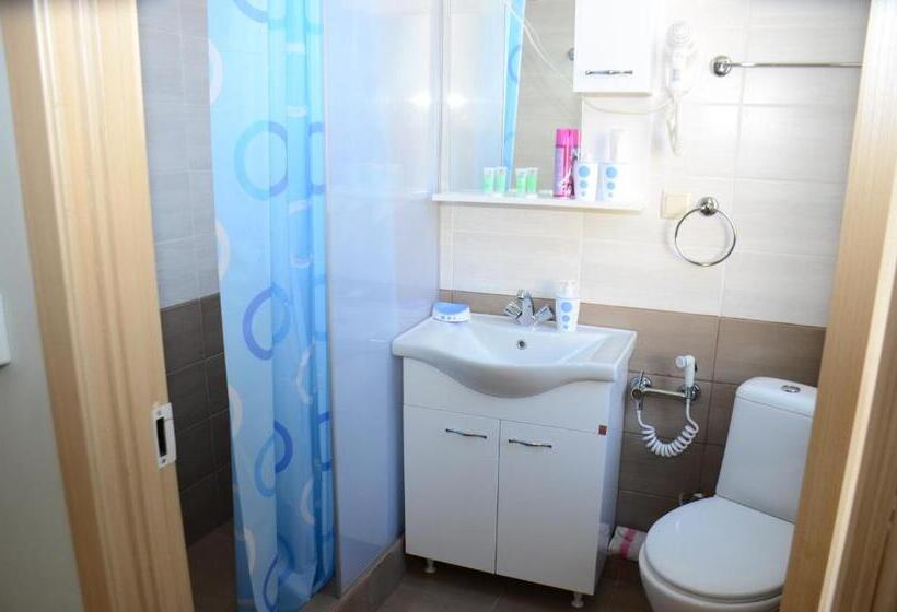 اتاق لوکس, Guest House Batumi Globus