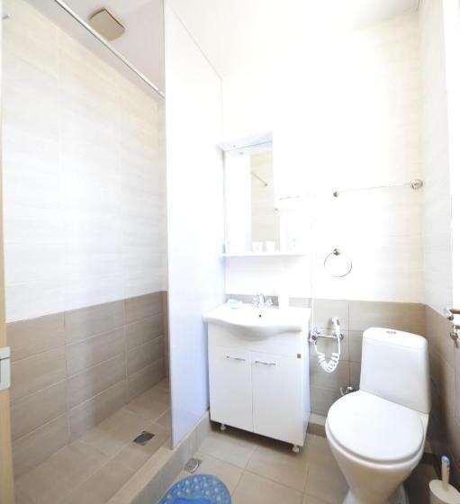اتاق لوکس, Guest House Batumi Globus