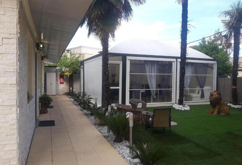 اتاق استاندارد چهار تخته, B&b Exclusive