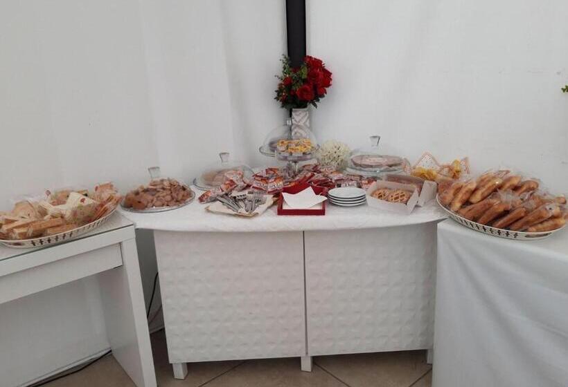 اتاق استاندارد چهار تخته, B&b Exclusive