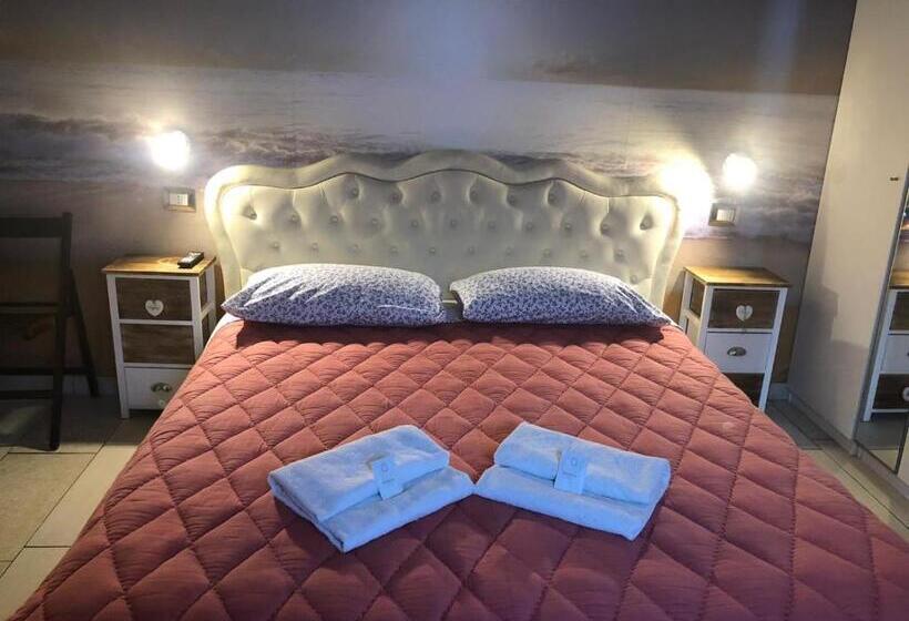 اتاق استاندارد چهار تخته, B&b Exclusive