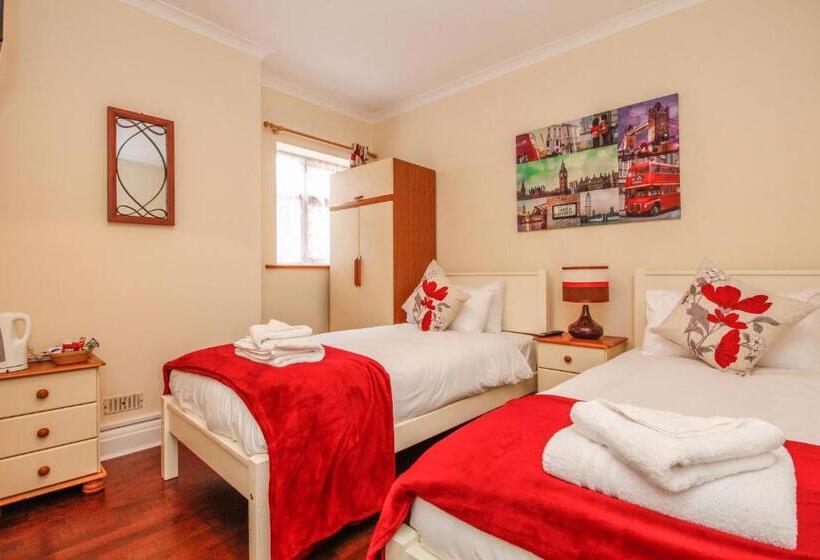 اتاق استاندارد, Harris Guest Accommodation