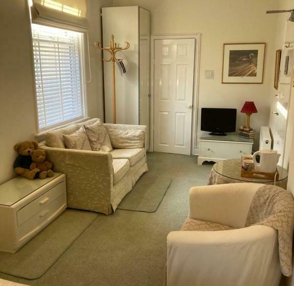 اتاق استاندارد, The Norwood Guest House