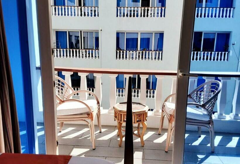 استودیوی استاندارد, Cowrie Shell Beach Apartments Official