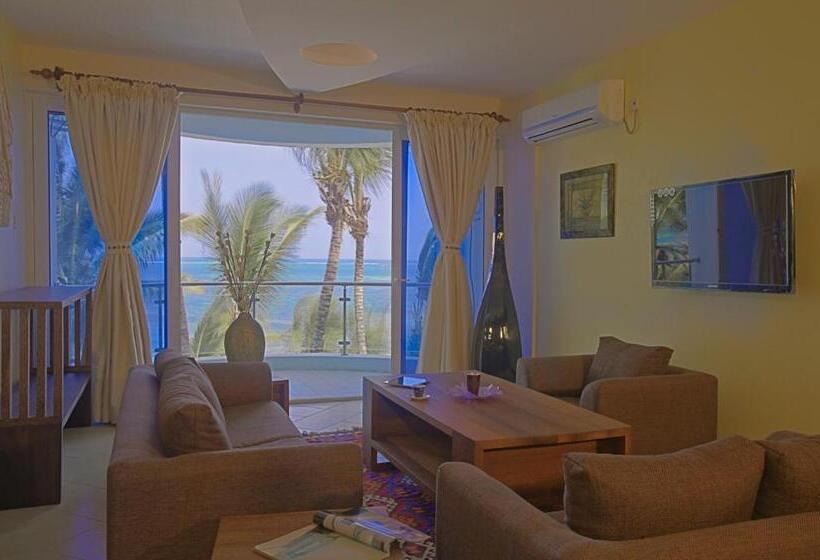 آپارتمان 3 خوابه, Cowrie Shell Beach Apartments Official