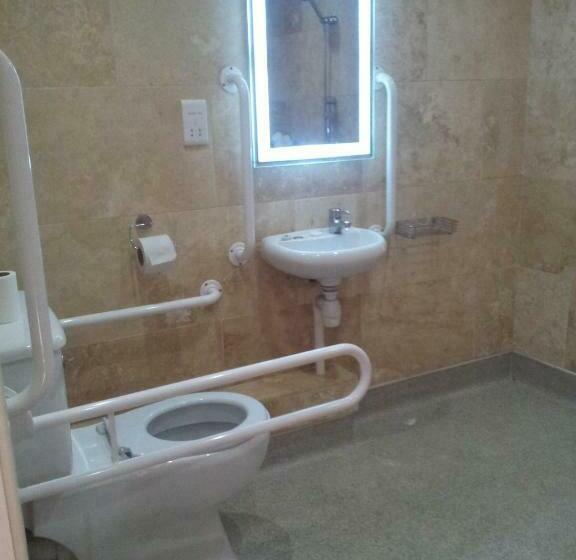 اتاق استاندارد برای معلولان, Deangate Motel