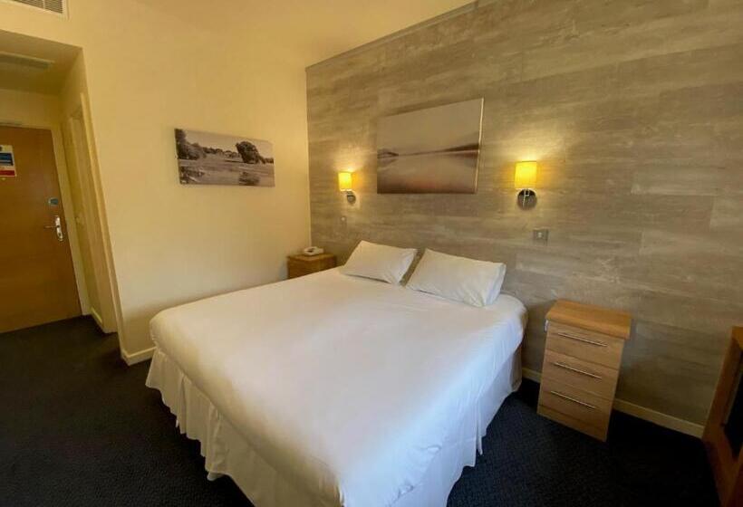 اتاق استاندارد یک نفره, Dudsbury Golf Club   And Spa