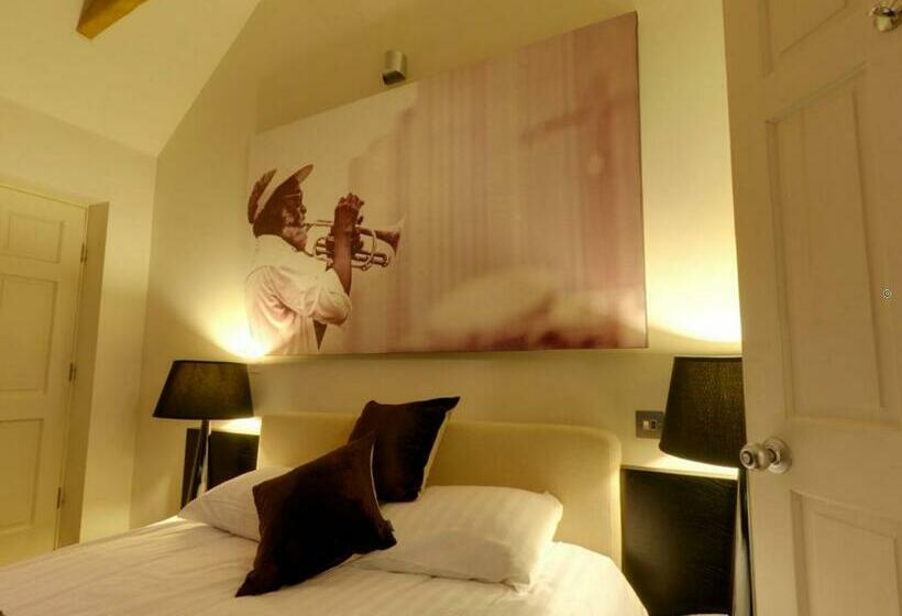 اتاق لوکس با تخت بزرگ, 61 Warwick Road