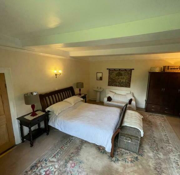 اتاق استاندارد, Abbey Farm Bed And Breakfast