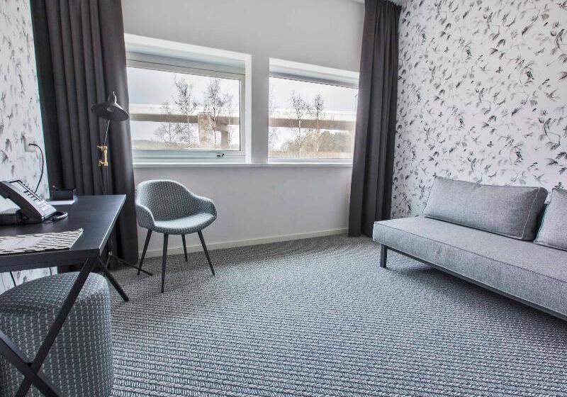 اتاق خانوادگی, Ibis Styles Amsterdam Airport