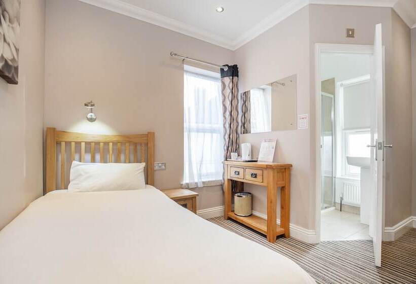 اتاق استاندارد یک نفره, Marlborough