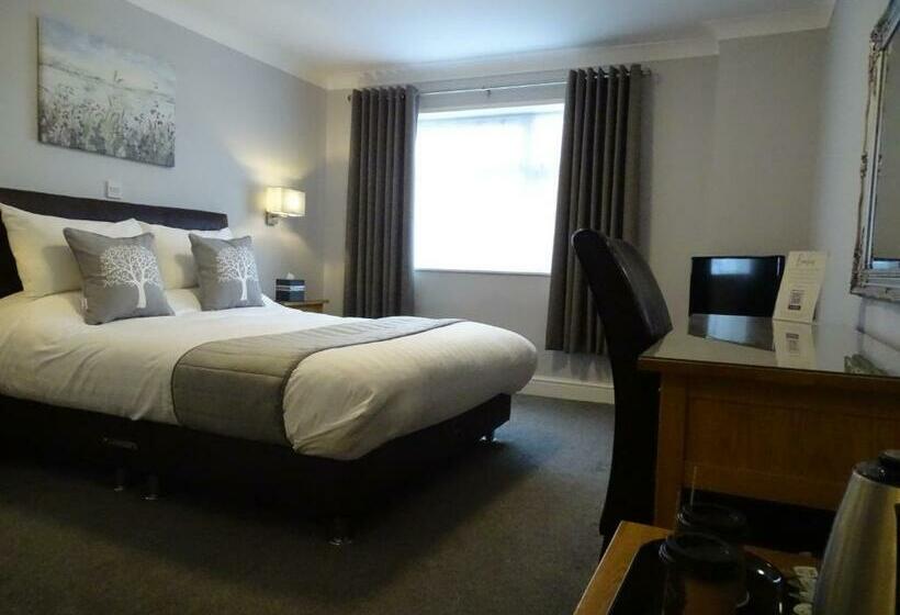 اتاق استاندارد با تخت بزرگ, The Beeches Hotel & Leisure Club