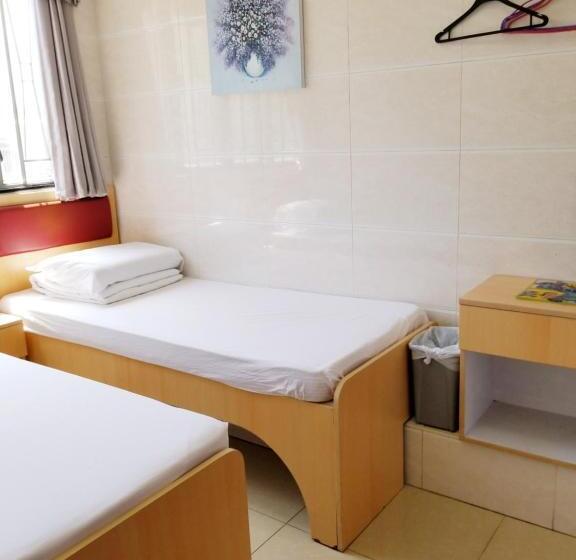 اتاق استاندارد, Asia Travel House