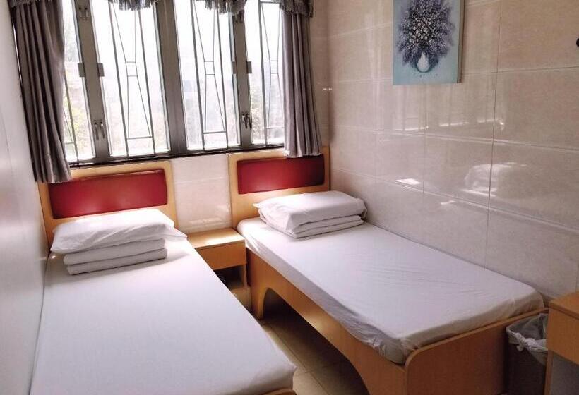 اتاق استاندارد, Asia Travel House