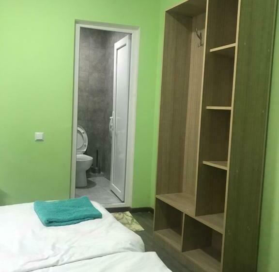اتاق استاندارد, Starhostel