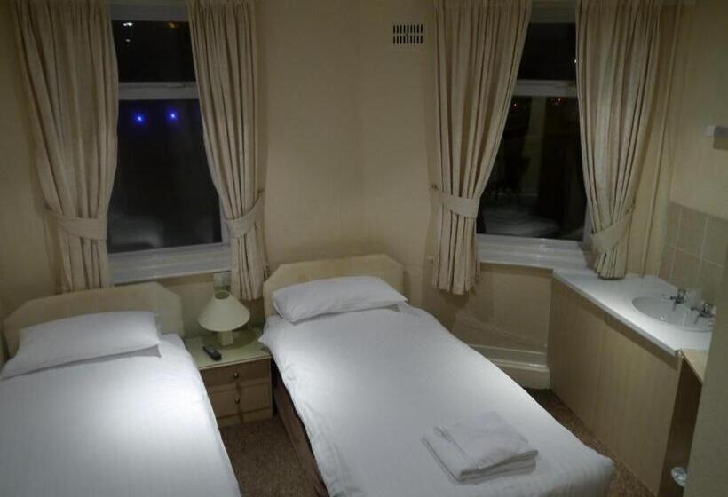 اتاق استاندارد, The Colwyn   Near Pleasure Beach