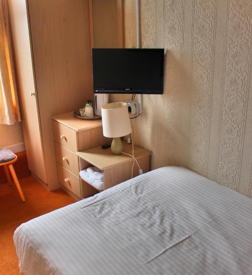 اتاق استاندارد یک نفره, The Colwyn   Near Pleasure Beach