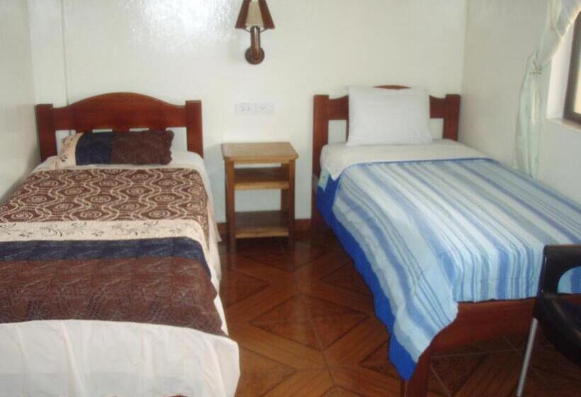标准单人间, Hostal Limoncocha