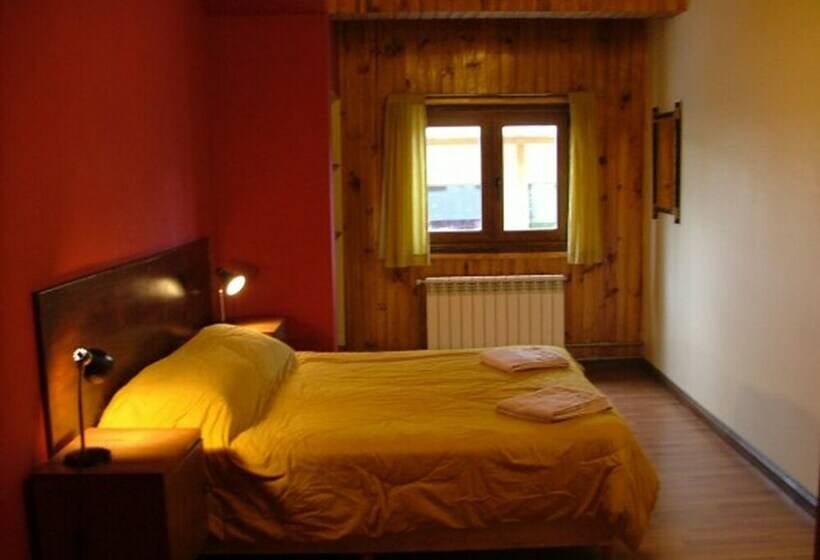 اتاق استاندارد با سرویس بهداشتی مشترک, Hostel Yakush