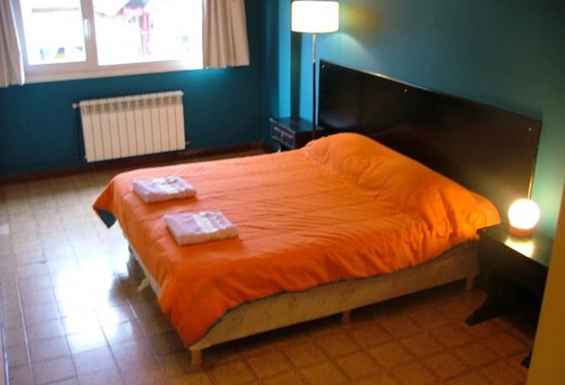 اتاق استاندارد با سرویس بهداشتی مشترک, Hostel Yakush