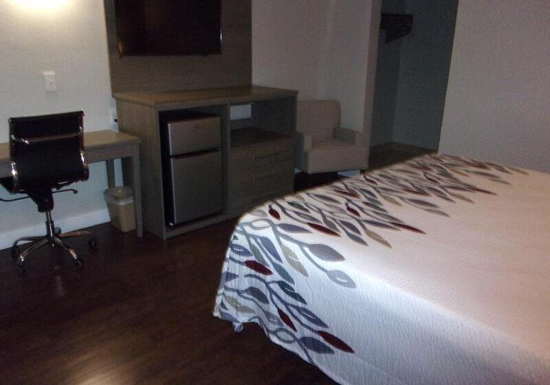 سوییت جونیور, Alto Verde Suite & Apart