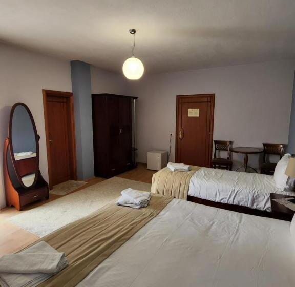 اتاق استاندارد سه نفره, Guesthouse Bimbli