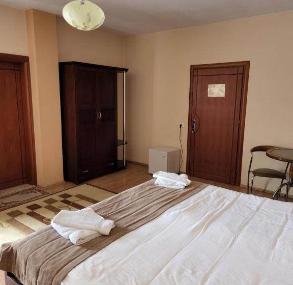 اتاق استاندارد سه نفره, Guesthouse Bimbli