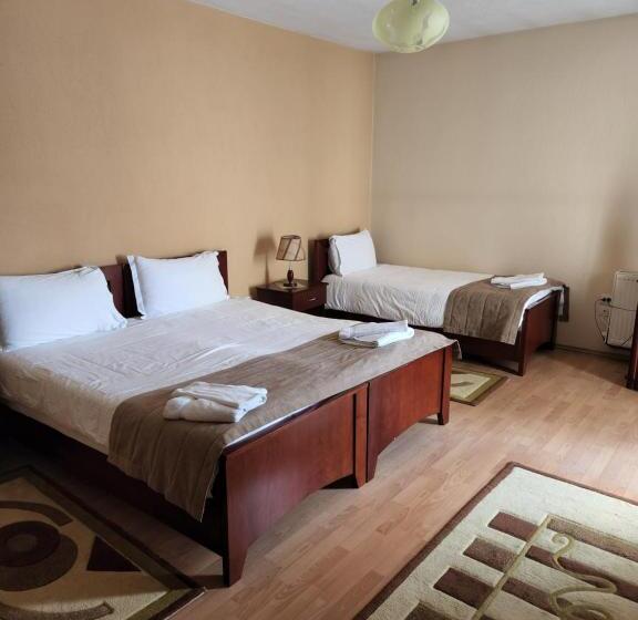 اتاق استاندارد سه نفره, Guesthouse Bimbli
