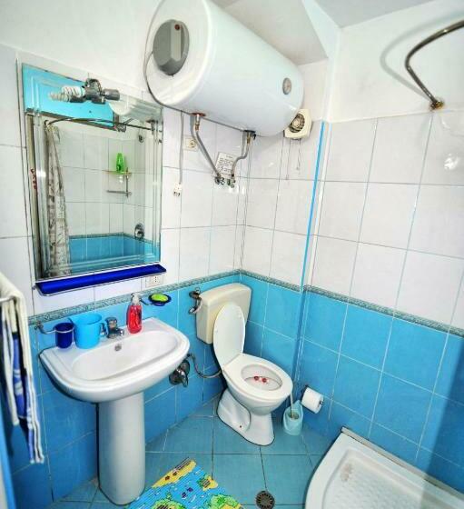 اتاق استاندارد چهار تخته, Pemaj Hostel
