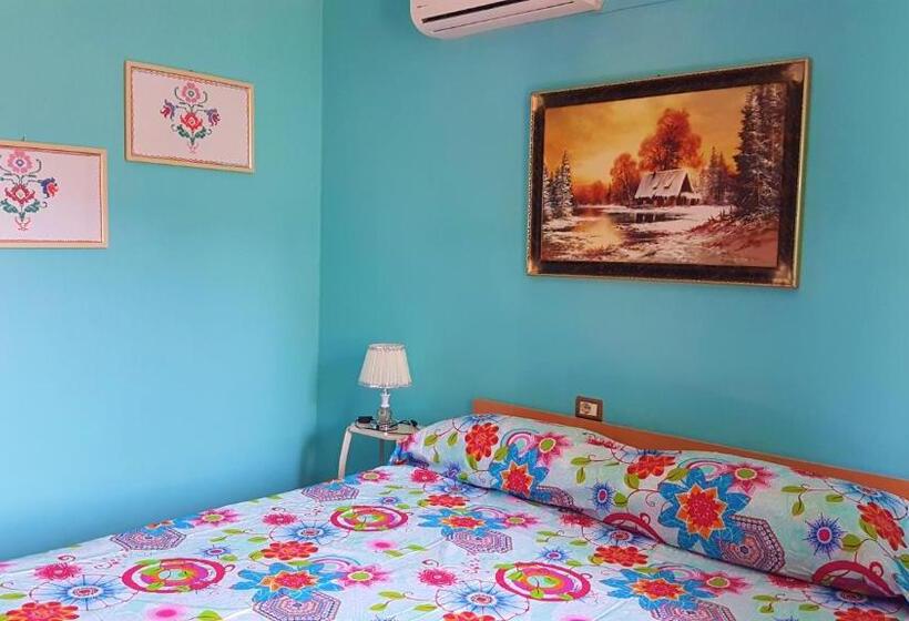 اتاق خانوادگی, Pemaj Hostel