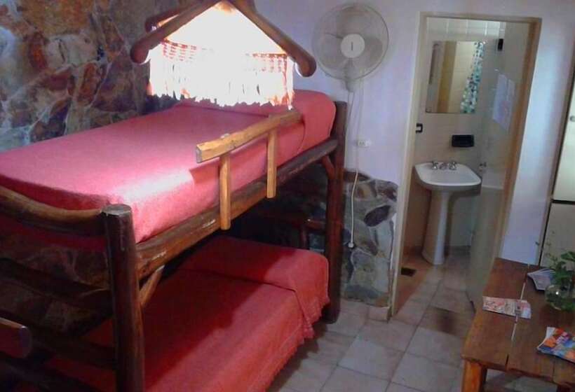 ルームシェアのワンベッド, Club Hostel Jujuy