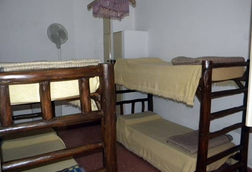 ルームシェアのワンベッド, Club Hostel Jujuy
