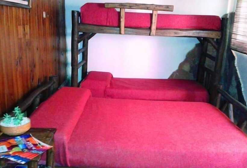 スタンダード４人部屋, Club Hostel Jujuy