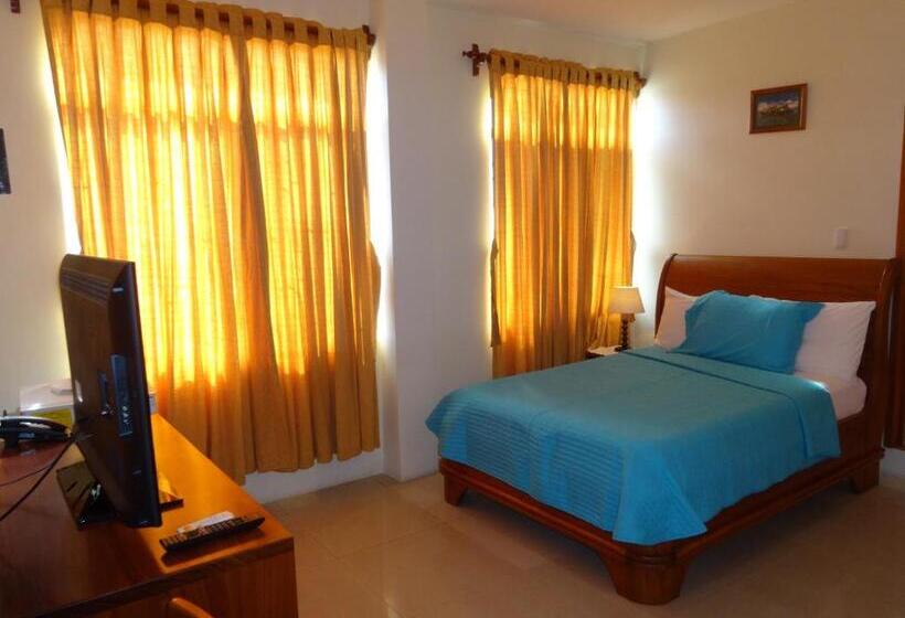 اتاق یک تخته با تراس, Del Sol Galapagos