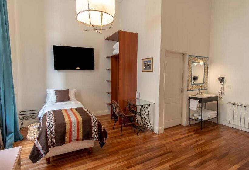 اتاق سوپریور سه تخته, L Adresse Hôtel Boutique