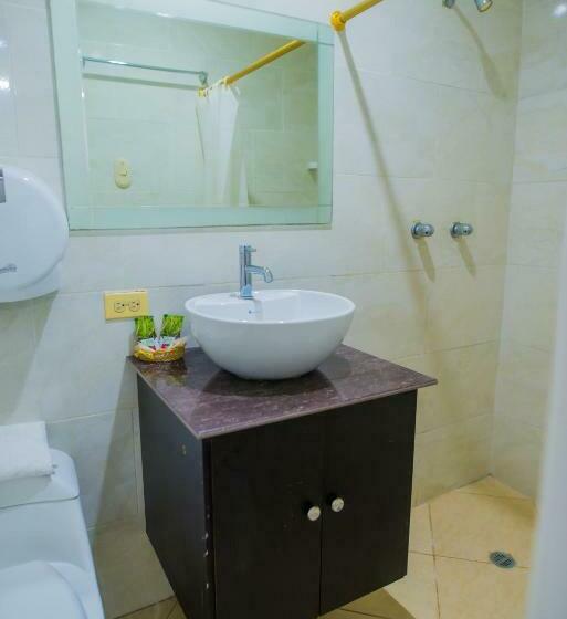 اتاق استاندارد چهار تخته, Presidente Beach Salinas