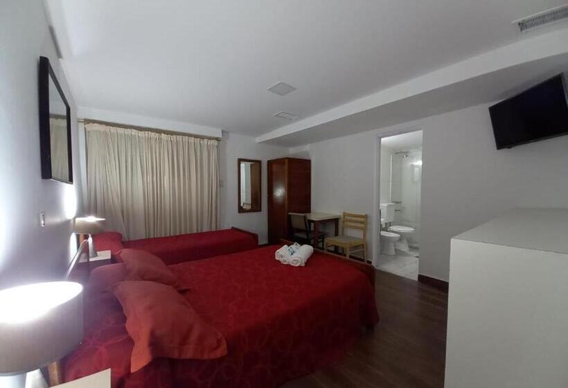 اتاق استاندارد چهار تخته, San Carlos