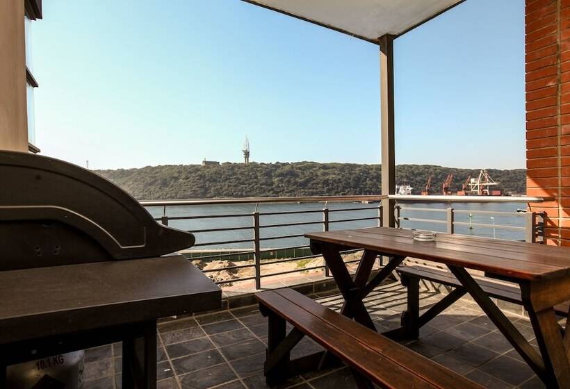 آپارتمان لوکس 2 خوابه, Point Waterfront Apartments