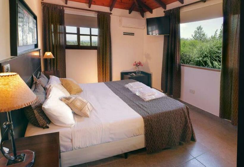 اتاق استاندارد چهارنفره با بالکن, Posada De Campo   Hotel Boutique   Adults Only