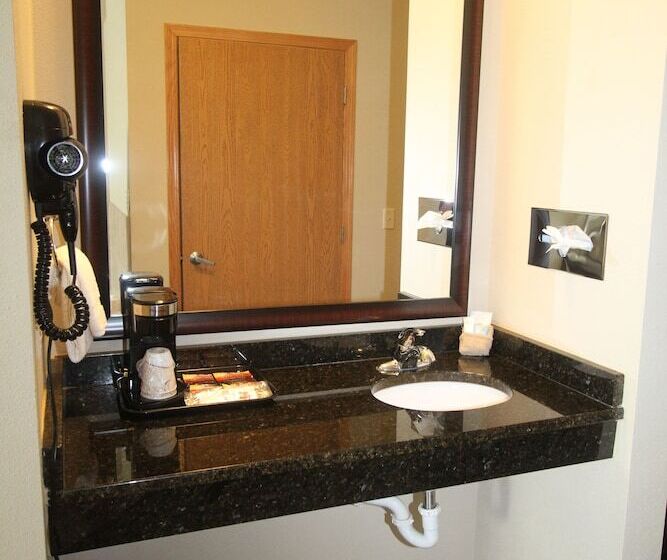 家庭套房, Bowman Inn And Suites